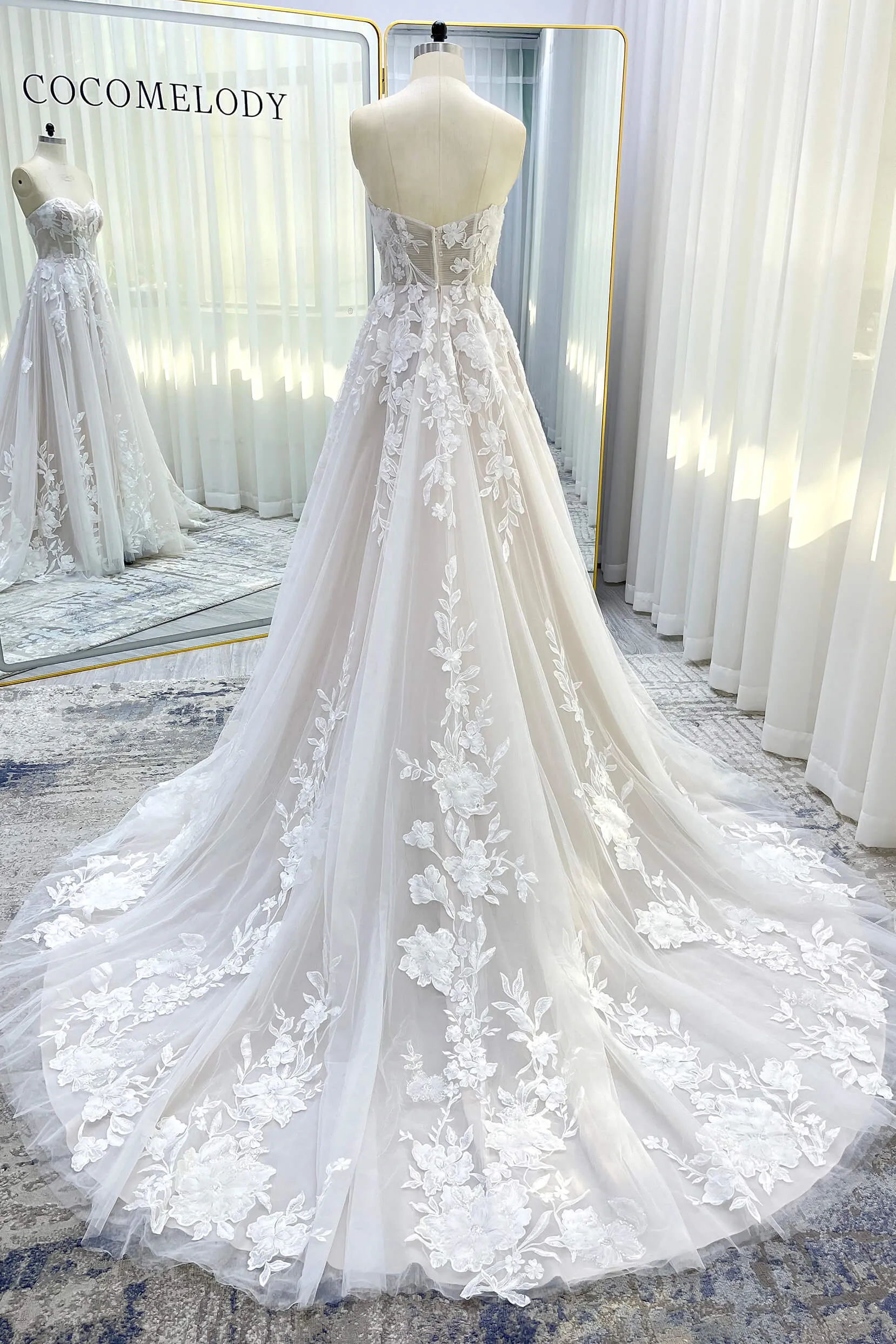 A-Line Court Train Lace Tulle Wedding Dress CW3539 sold by Cocomelody product image thumbnail 5