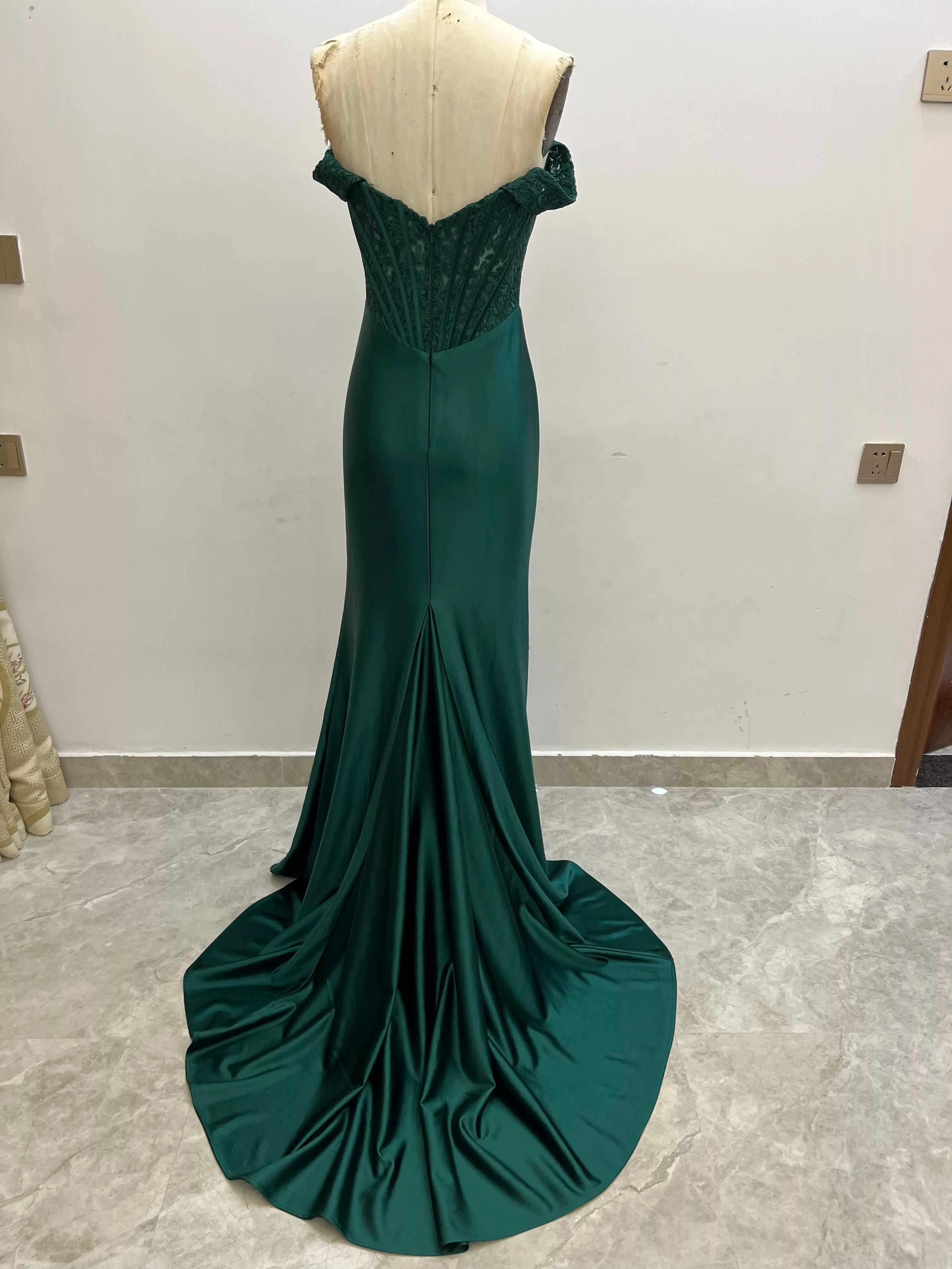 Off The Shoulder Fitted Stretch Satin Prom Dresses CS0934 sold by Cocomelody product image thumbnail 5