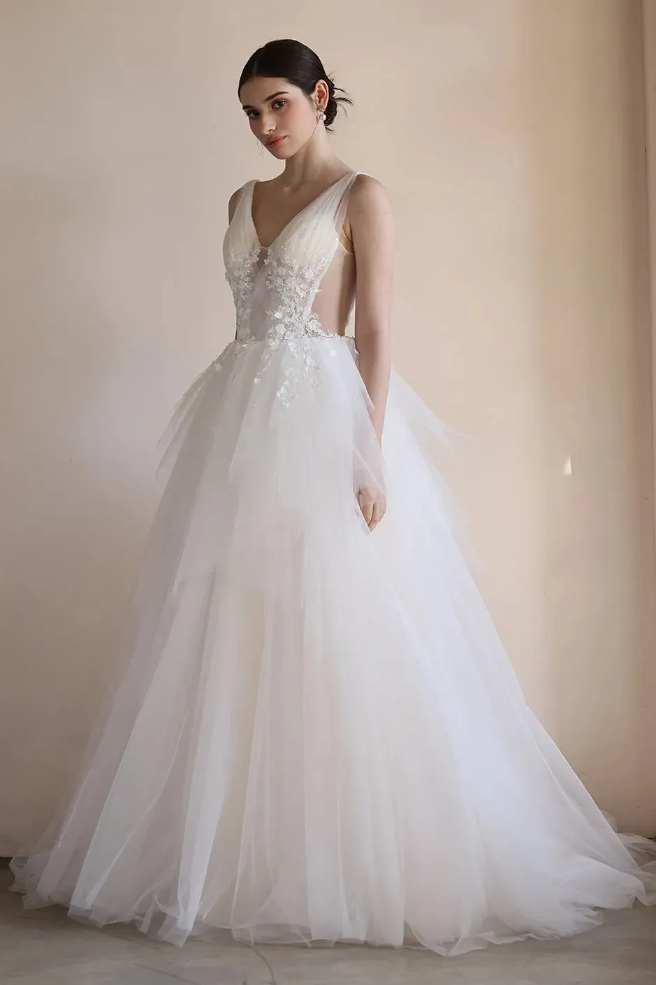 A-Line Sweep-Brush Train Lace Tulle Wedding Dress CW3555 sold by Cocomelody product image thumbnail 4