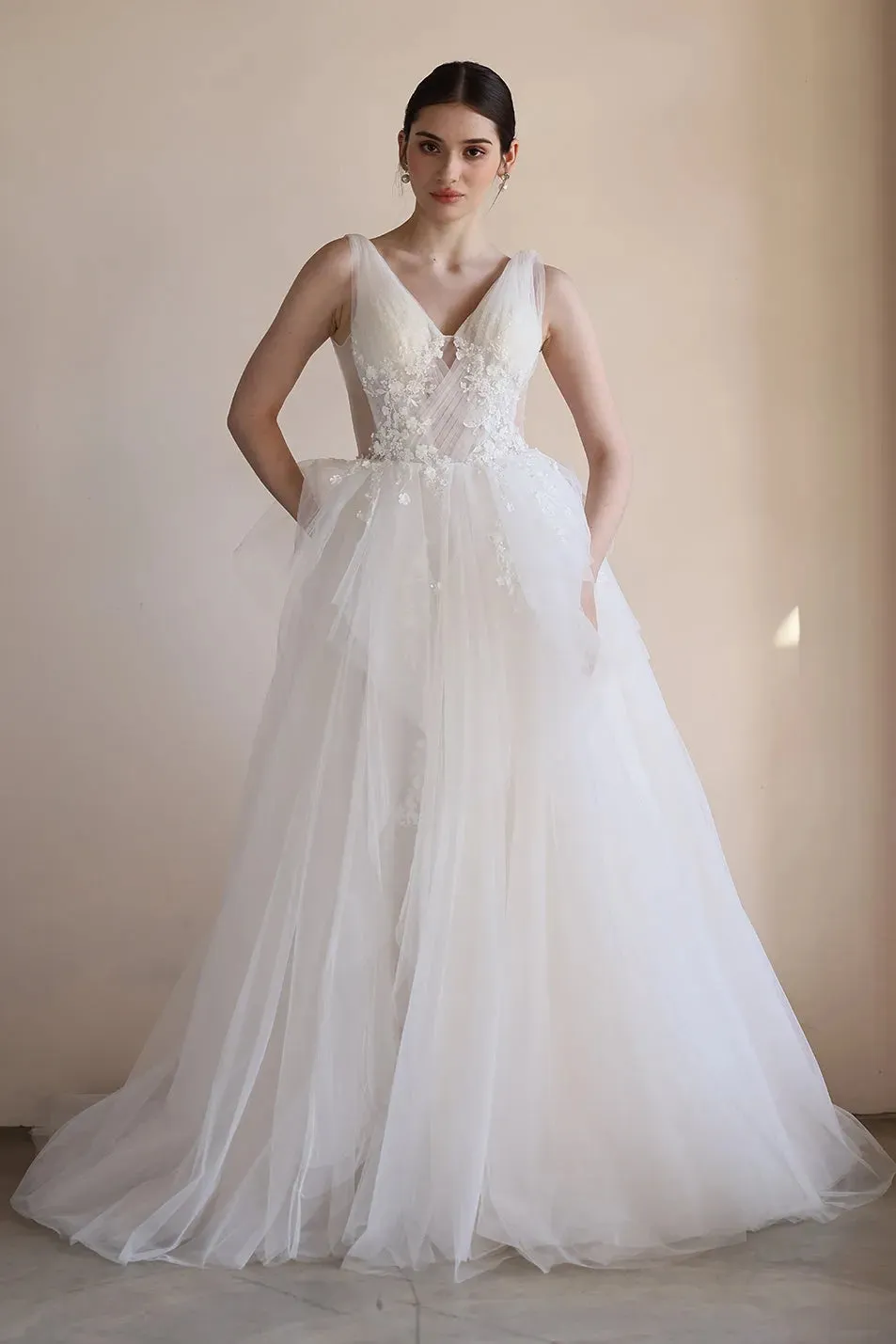 A-Line Sweep-Brush Train Lace Tulle Wedding Dress CW3555 sold by Cocomelody product image thumbnail 3