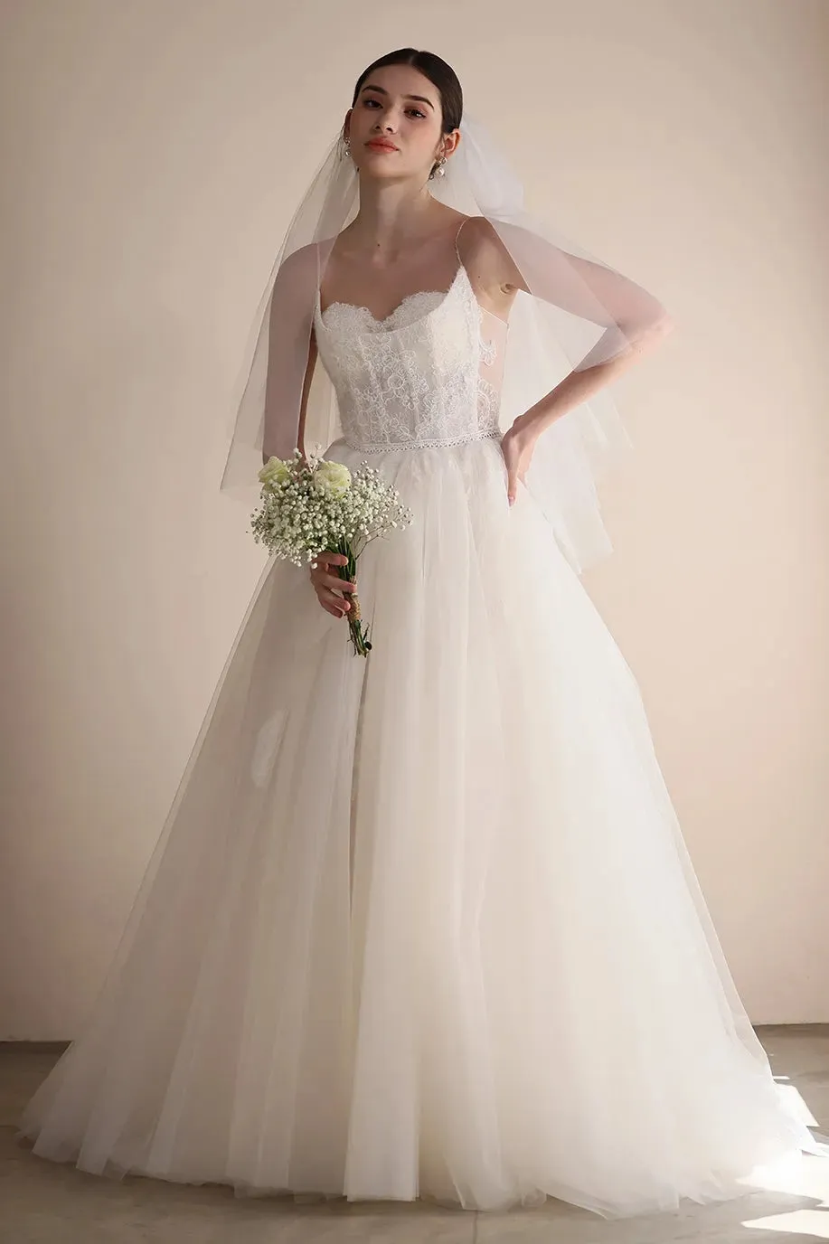 A-Line Sweep-Brush Train Lace Tulle Wedding Dress CW3553 sold by Cocomelody product image thumbnail 4