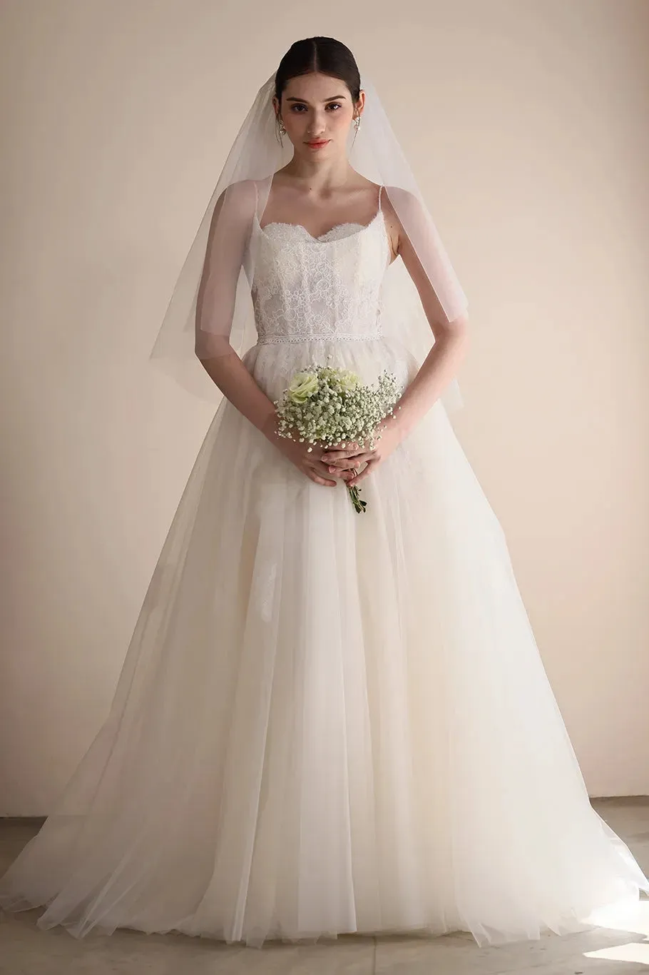 A-Line Sweep-Brush Train Lace Tulle Wedding Dress CW3553 sold by Cocomelody product image thumbnail 3