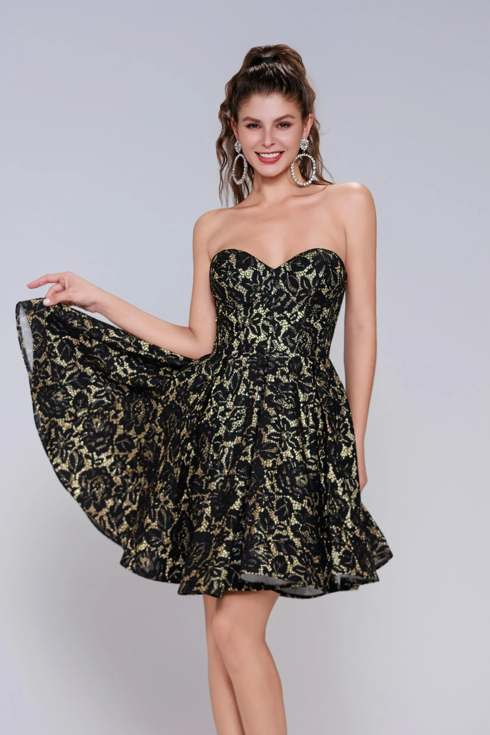 A-Line Mini Lace Homecoming Dress CS0947 sold by Cocomelody product image thumbnail 4