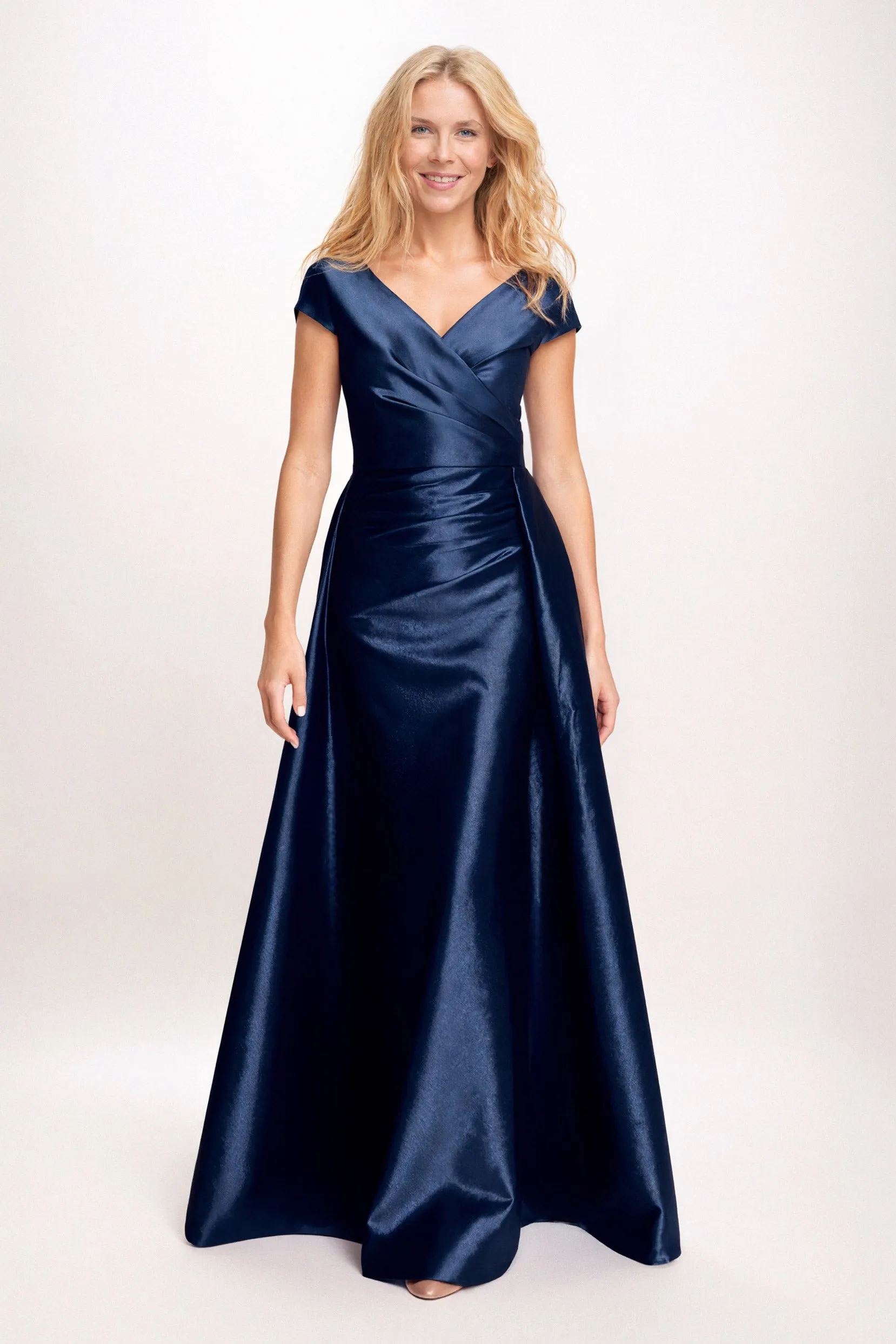 Trumpet-Mermaid Maxi Satin Mother of the Bride Dresses CM0382 sold by Cocomelody product image thumbnail 4