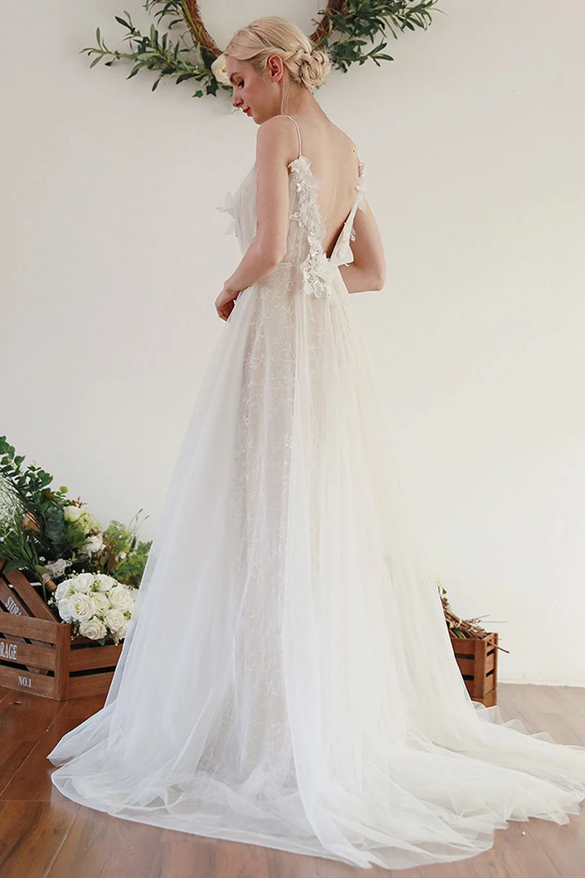 A-Line Sweep-Brush Train Lace Tulle Wedding Dress CW3046 sold by Cocomelody product image thumbnail 2