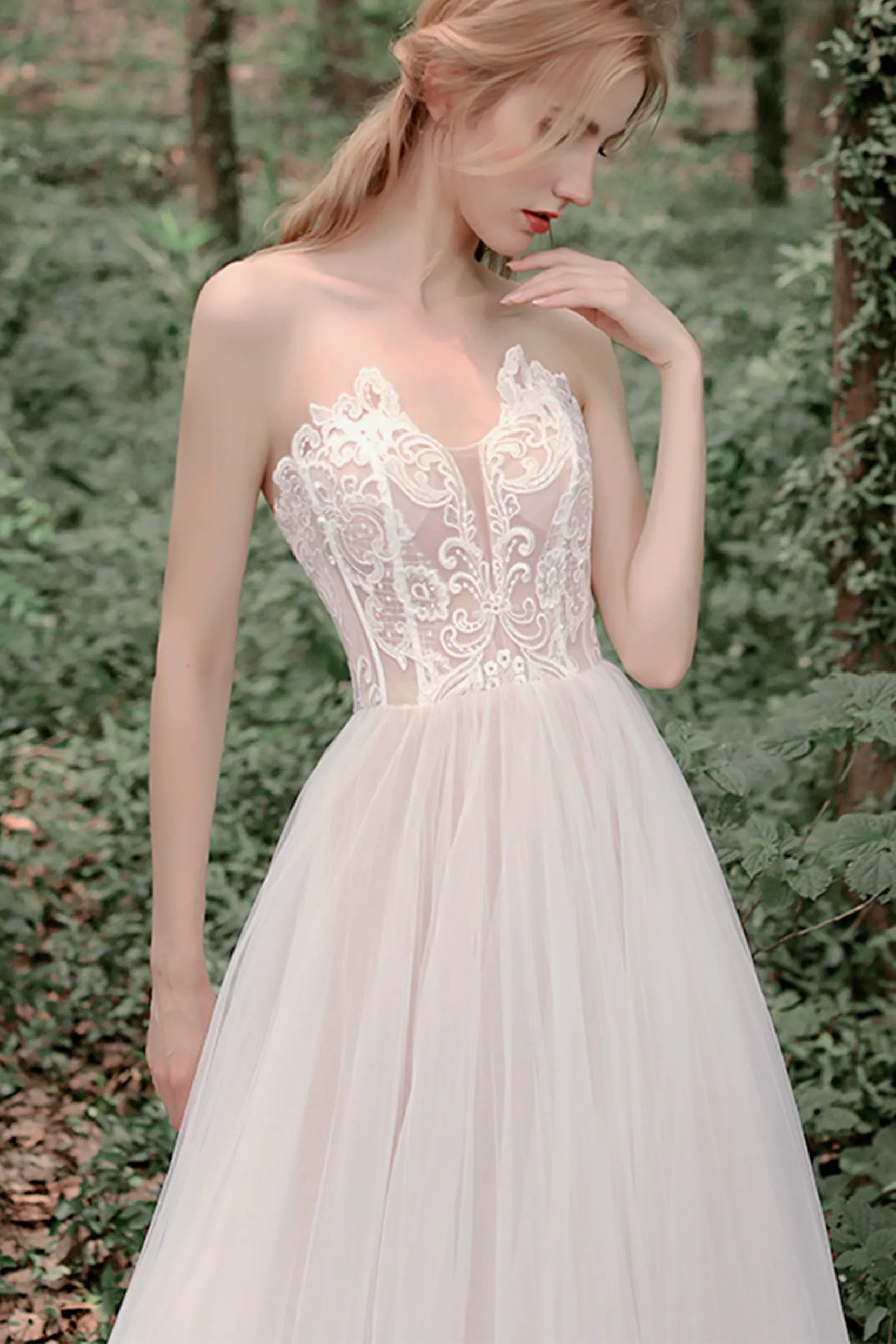 A-Line Sweep-Brush Train Lace Tulle Wedding Dress CW2749 sold by Cocomelody product image thumbnail 5