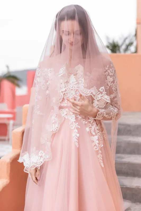 One-tier Lace Edge Tulle Fingertip Veils with Appliques CV0229 sold by Cocomelody