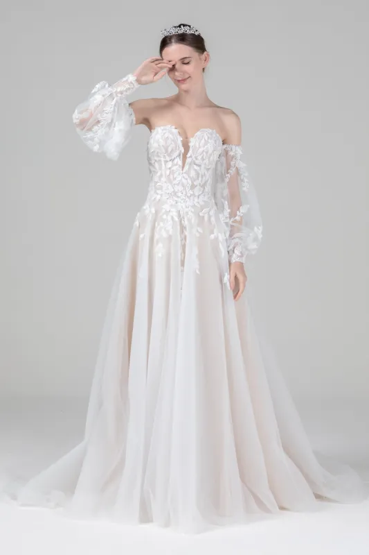 A-Line Court Train Tulle Wedding Dress CW2586 sold by Cocomelody