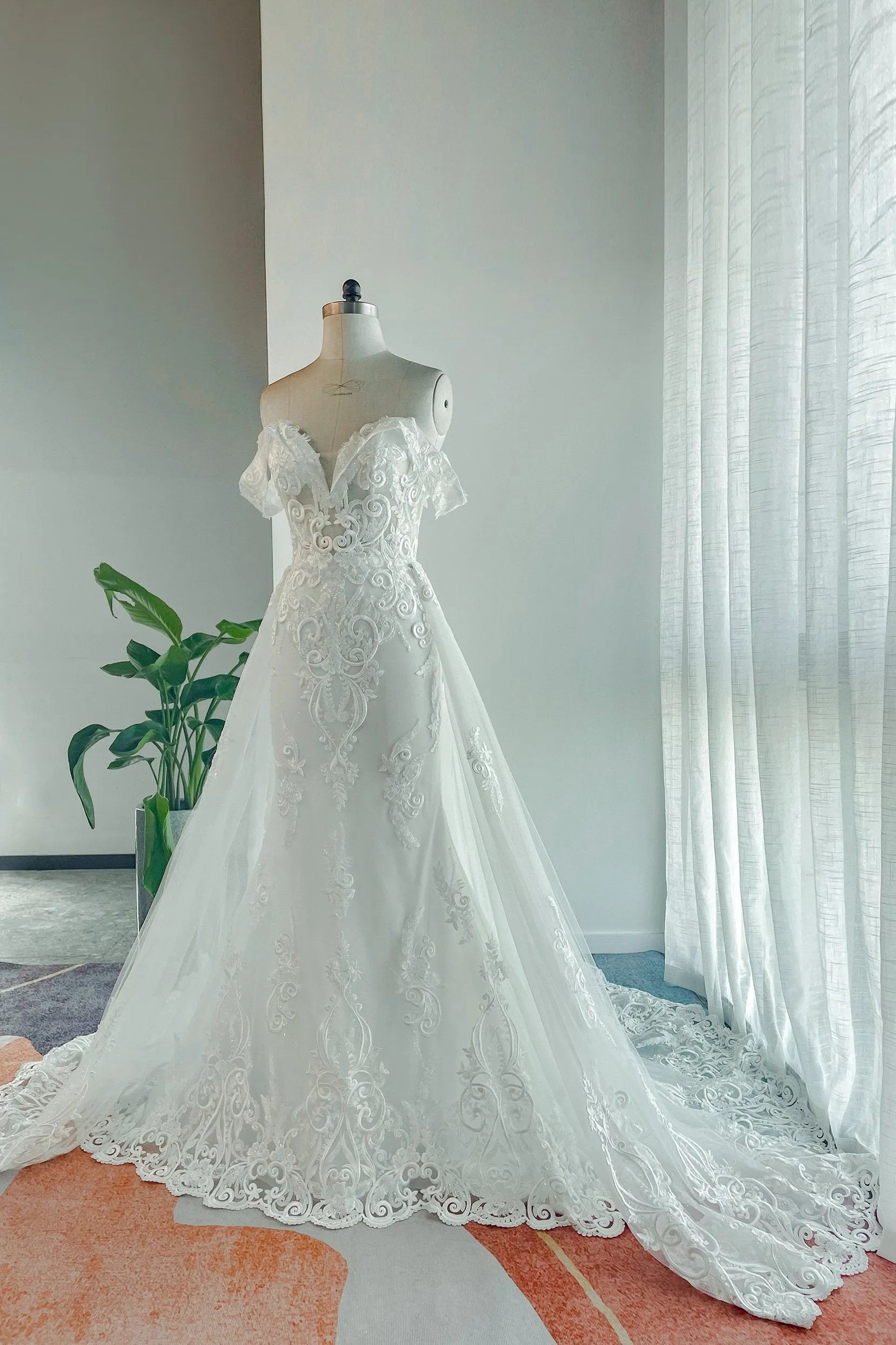 Trumpet-Mermaid Chapel Train Lace Tulle Wedding Dress CW3149 sold by Cocomelody product image thumbnail 3