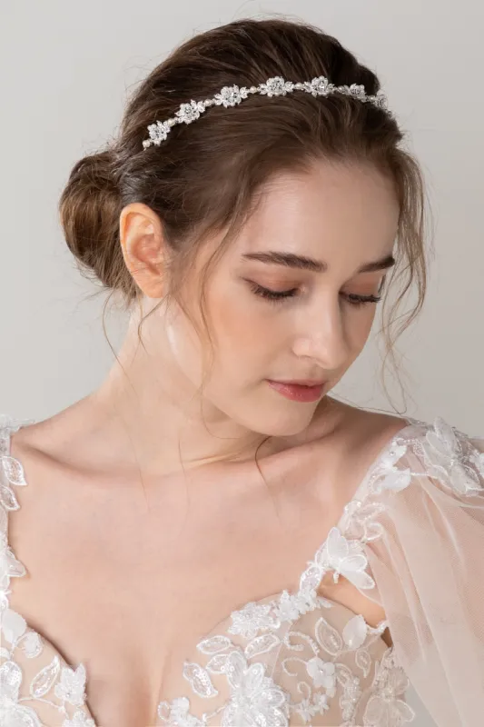 Alloy Tiaras with Pearl Rhinestone CH0366 sold by Cocomelody