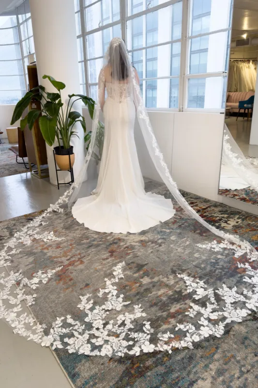 One-tier Lace Edge Tulle Chapel Veils with Appliques CV0330 sold by Cocomelody