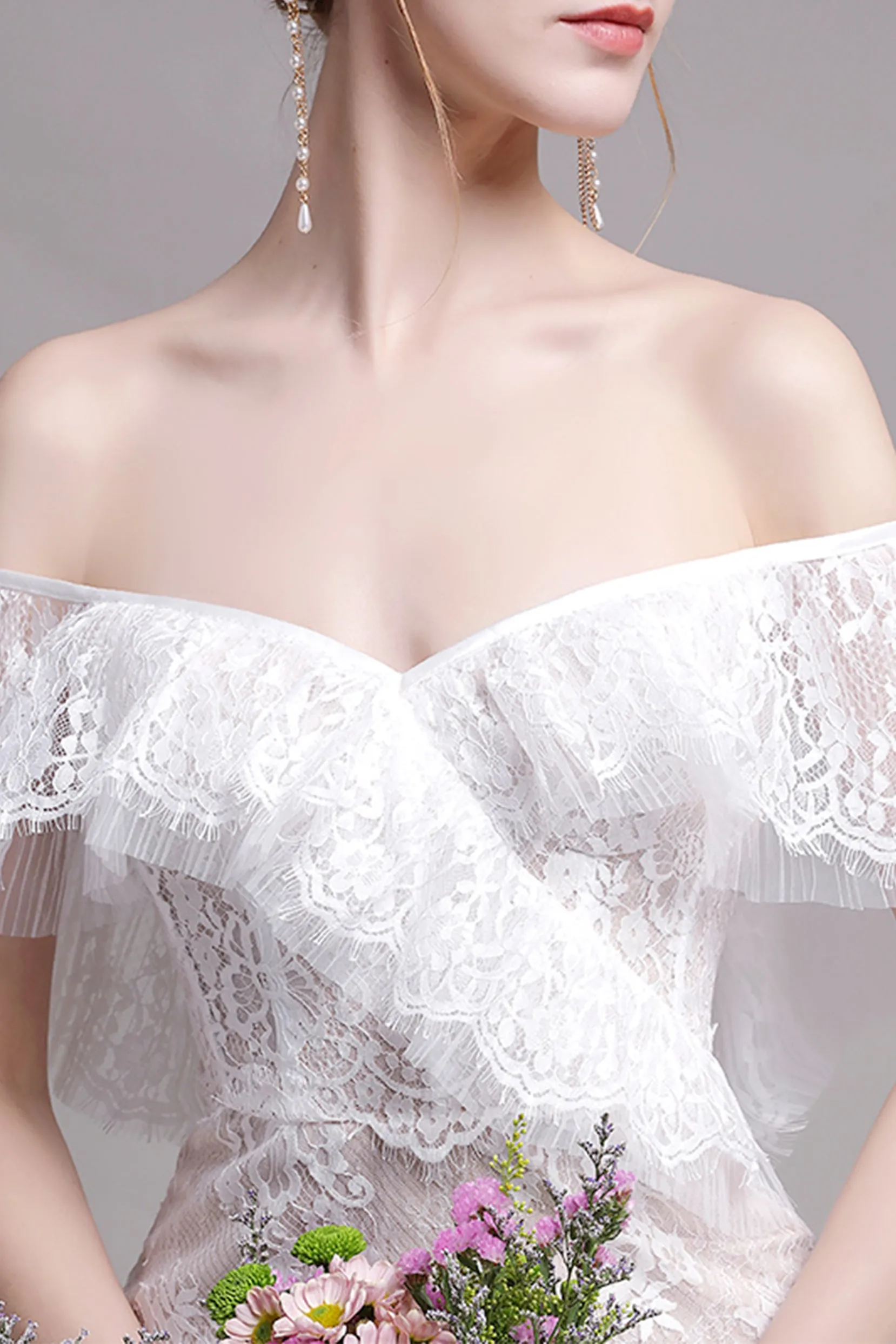 Trumpet-Mermaid Floor Length Lace Tulle Wedding Dress CW2729 sold by Cocomelody product image thumbnail 4