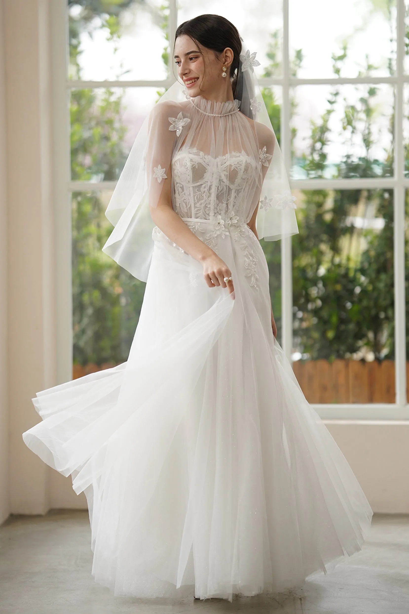 A-Line Sweep-Brush Train Lace Tulle Wedding Dress CW3315 sold by Cocomelody product image thumbnail 4