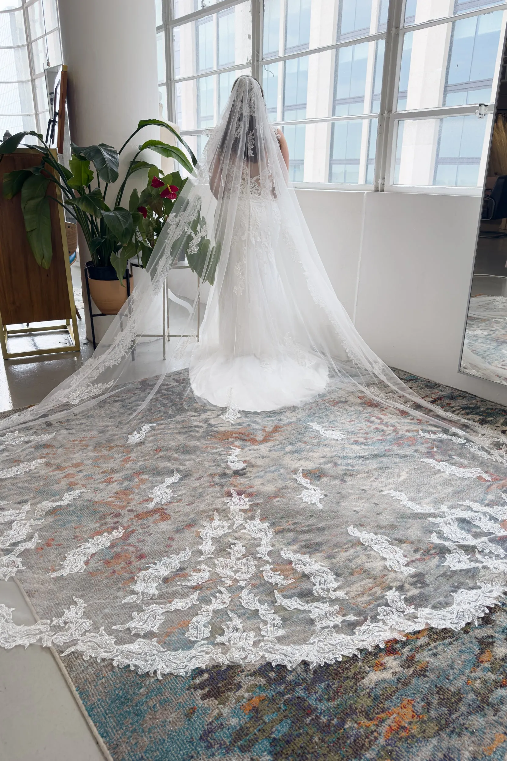 One-tier Lace Edge Lace Tulle Chapel Veils with Appliques Beading CV0335 sold by Cocomelody