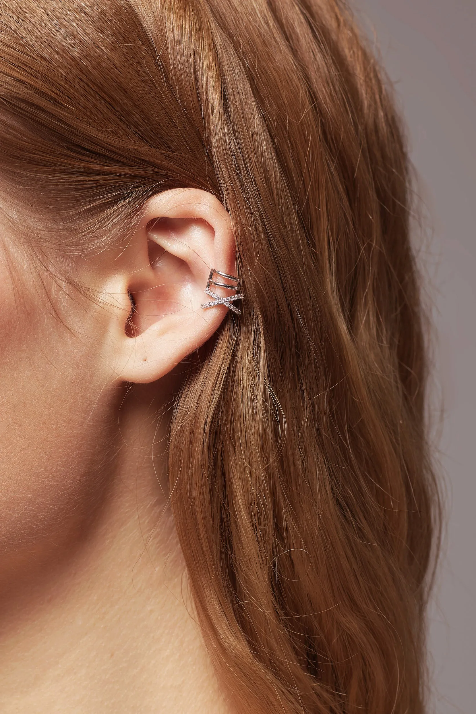 Rhodium plated Ear Cuff with Crystals CZ0242 sold by Cocomelody product image thumbnail 4