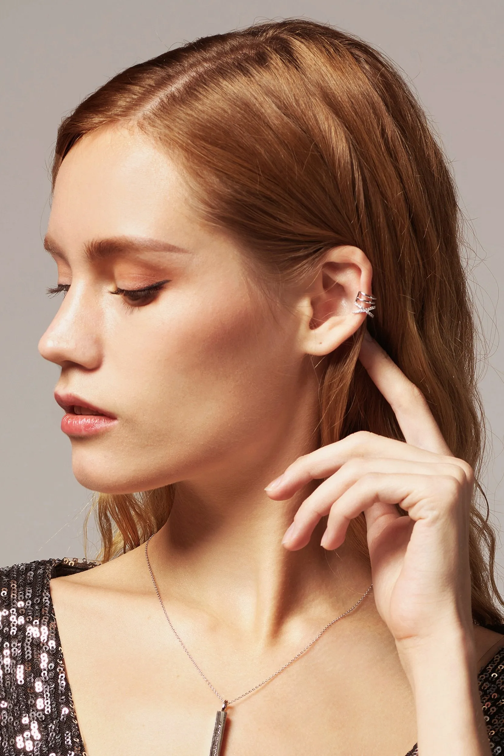 Rhodium plated Ear Cuff with Crystals CZ0242 sold by Cocomelody product image thumbnail 2