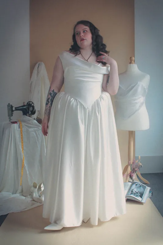The Swan Look made by Haus Dahlia