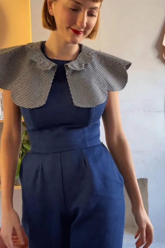 The Scalloped Collar sold by Leim