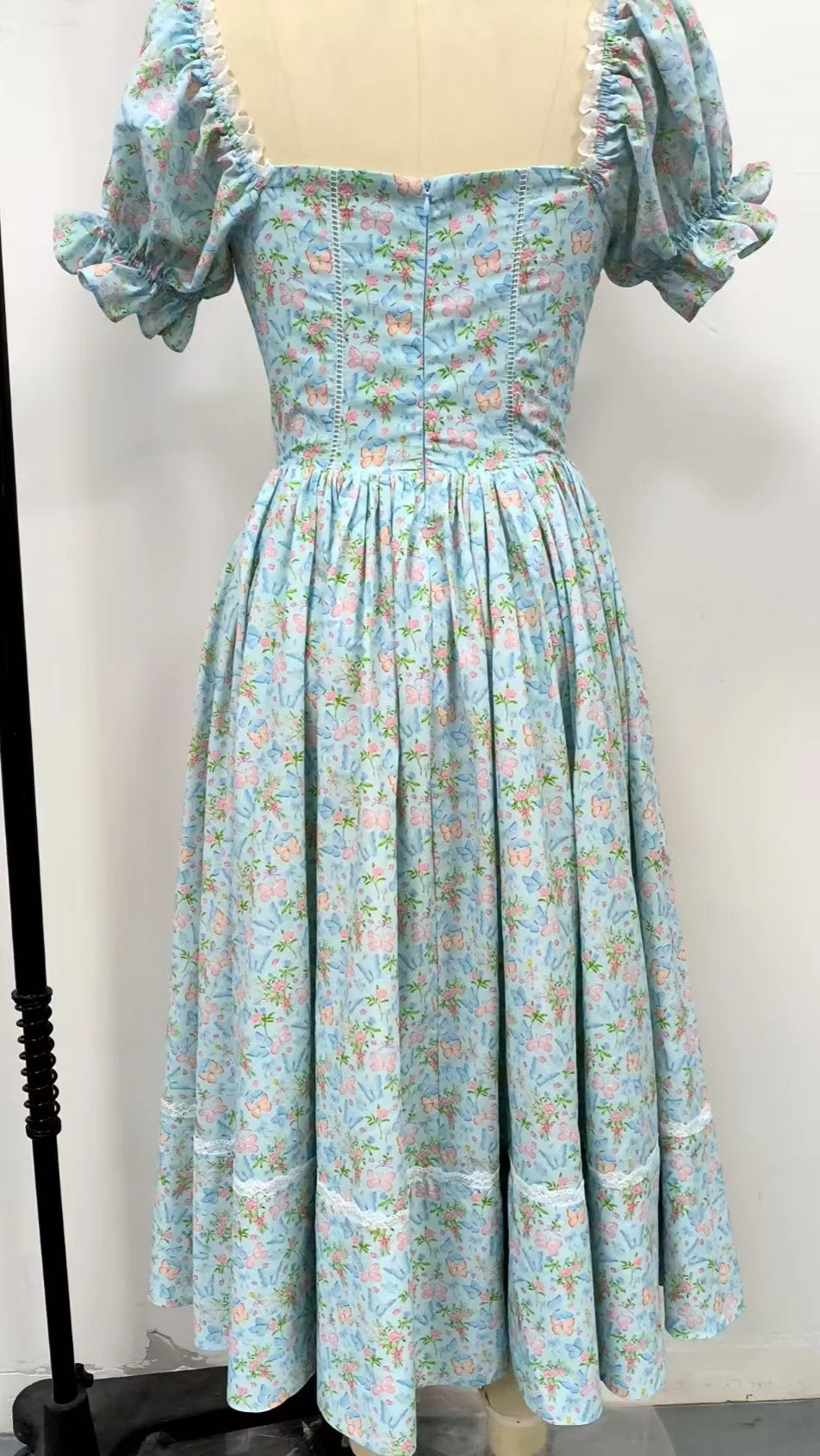 *Sample* Cottage Bloom Midi Dress sold by fairy tong product image thumbnail 2