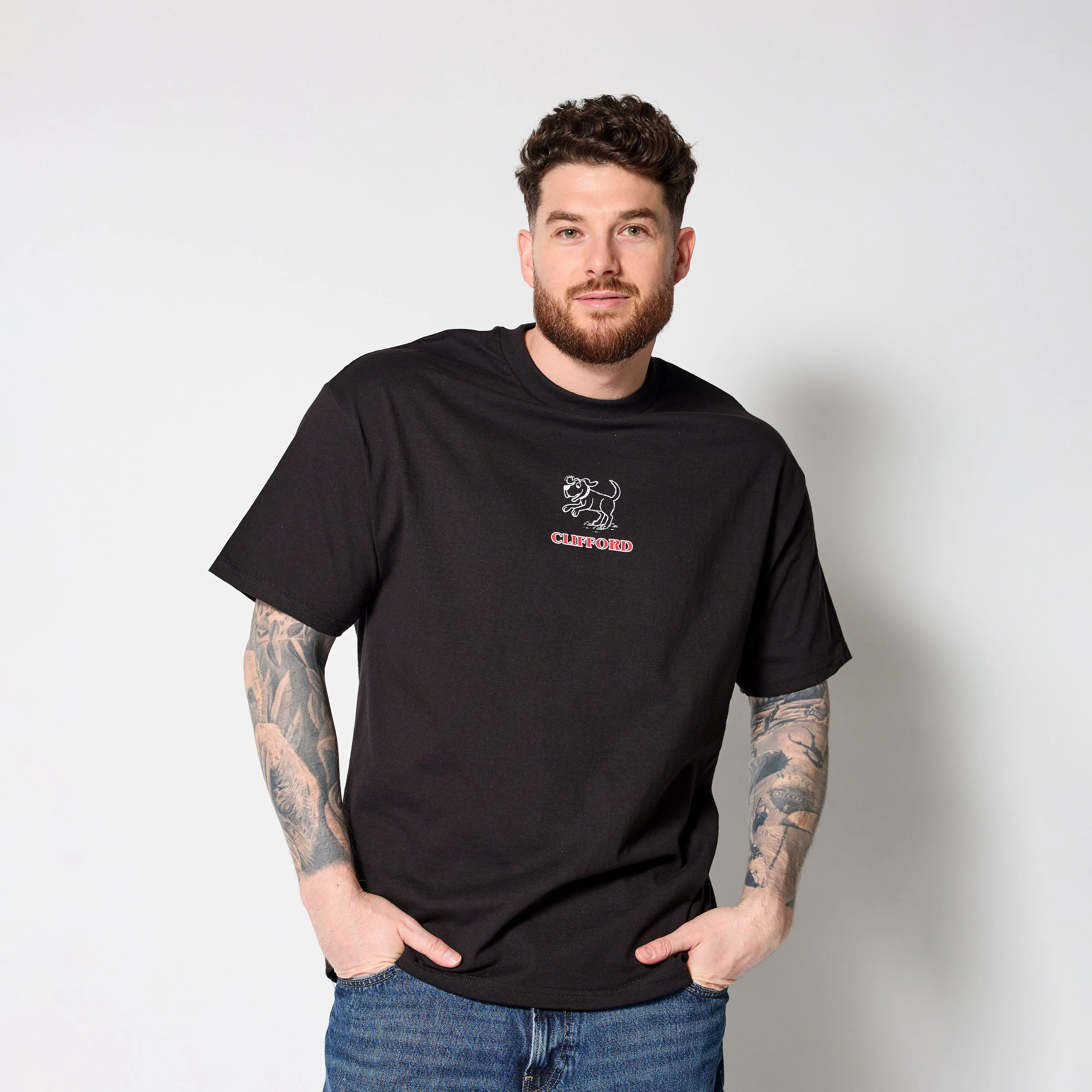 Clifford The Big Red Dog T-Shirt - Black sold by RetroKid product image thumbnail 5