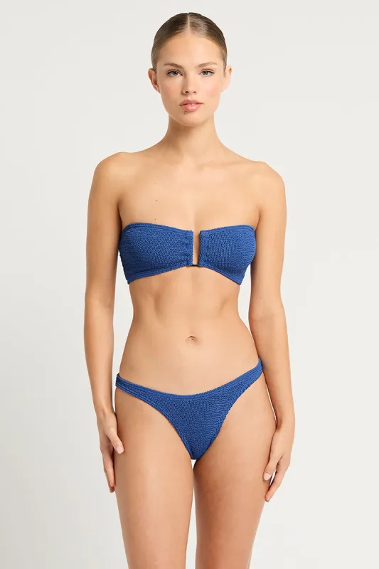 Blake Bandeau sold by Bond-Eye