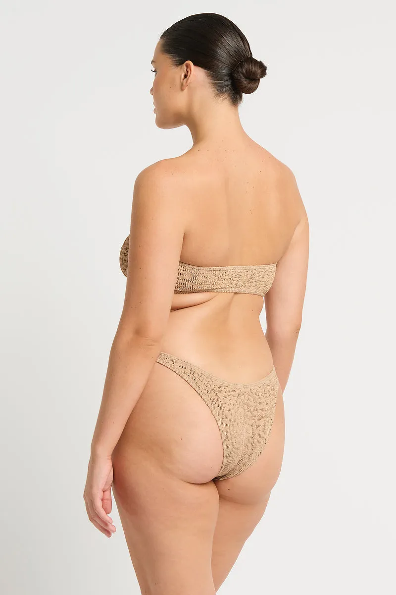 Blake Bandeau sold by Bond-Eye product image thumbnail 4