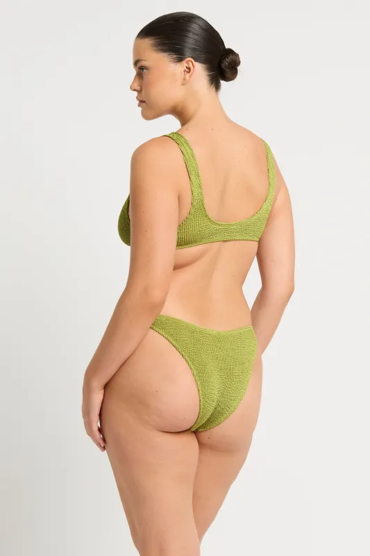 Ring Scene Brief sold by Bond-Eye