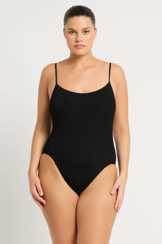 Low Palace One Piece sold by Bond-Eye