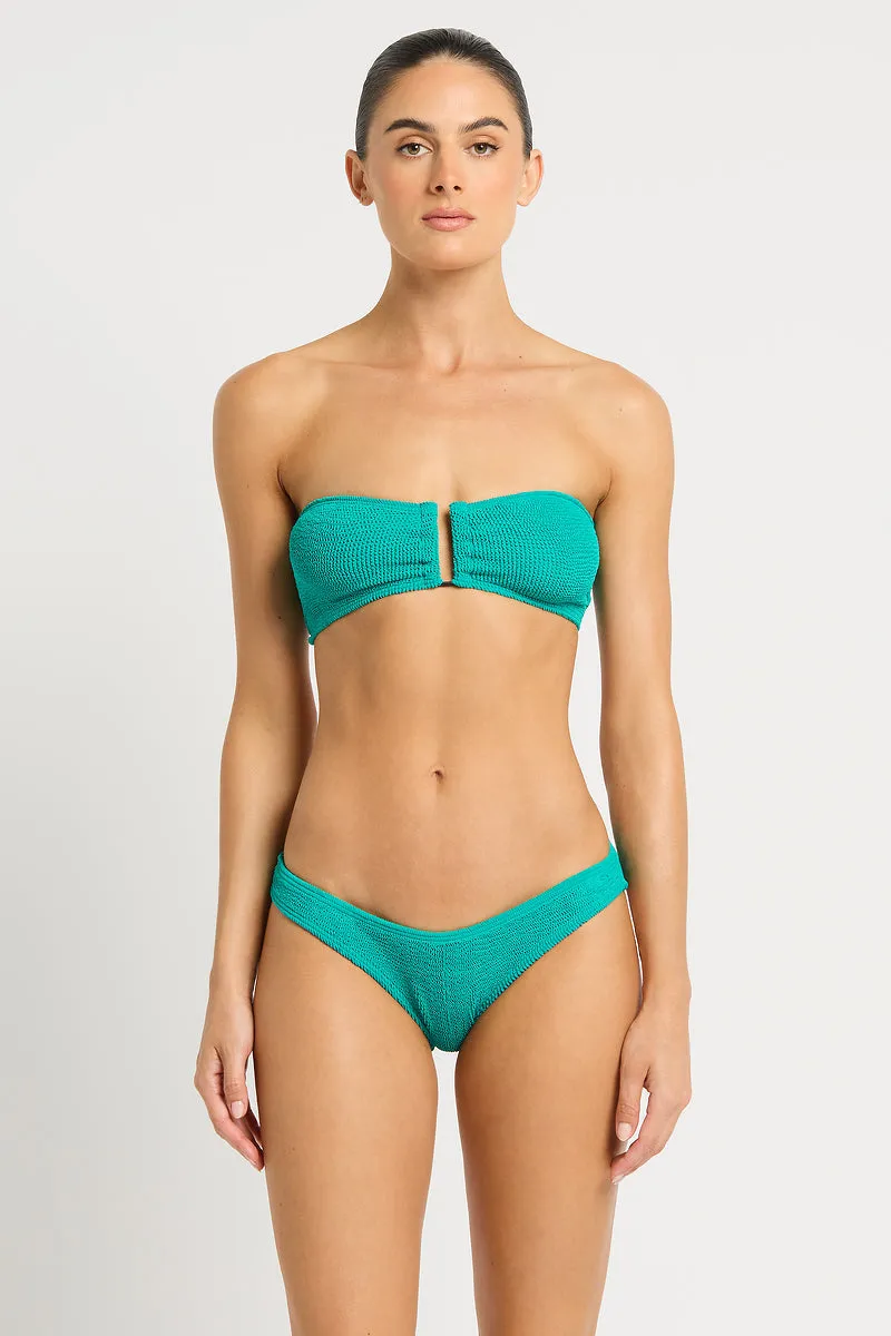 Blake Bandeau sold by Bond-Eye