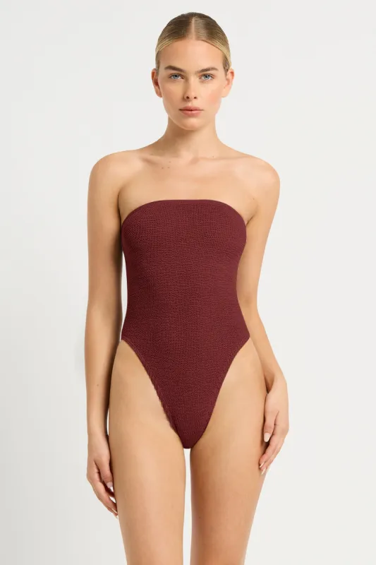 Fane One Piece sold by Bond-Eye