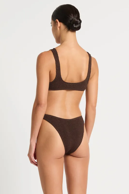 Ring Scene Brief sold by Bond-Eye