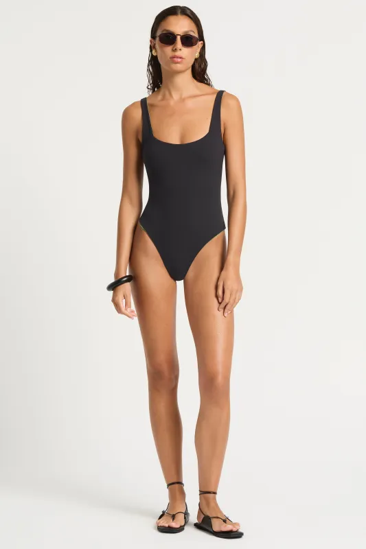 Melody One Piece sold by Bond-Eye