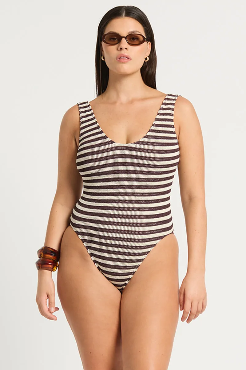 Mara One Piece sold by Bond-Eye product image thumbnail 4