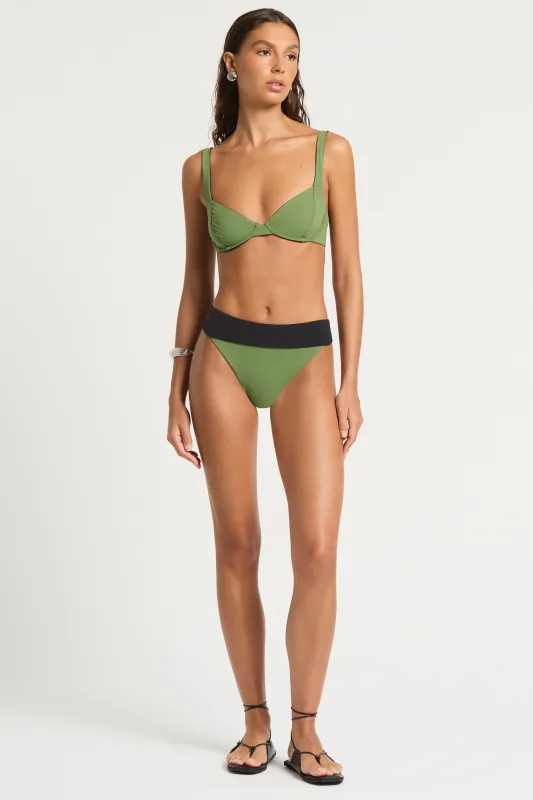 Ryan Balconette sold by Bond-Eye