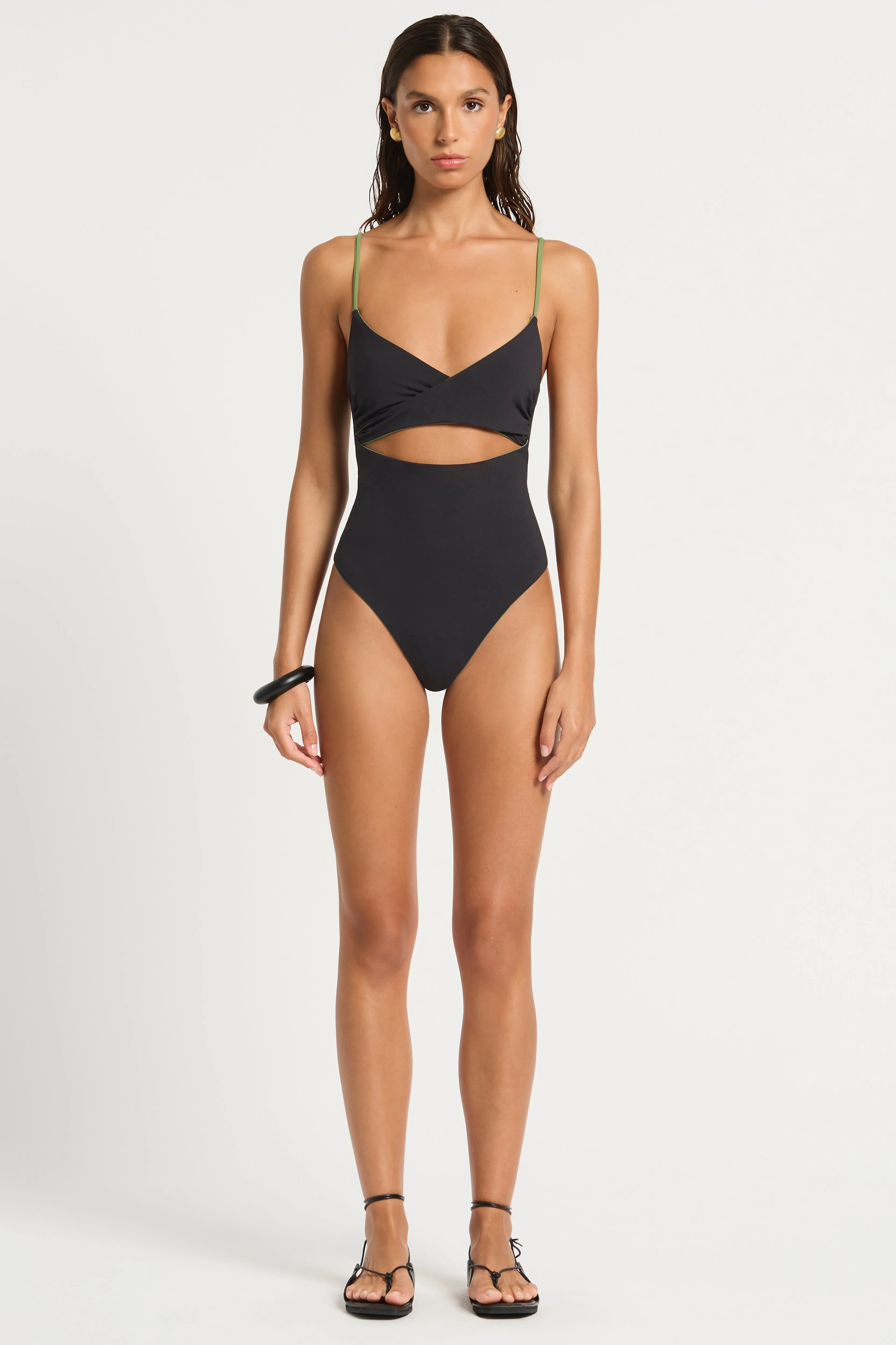 Amira One Piece sold by Bond-Eye