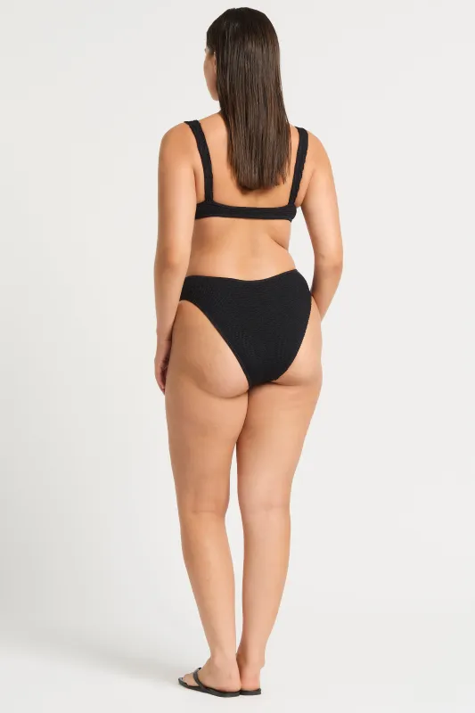 Olivia Brief sold by Bond-Eye