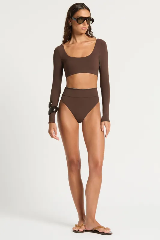Halle Long Sleeve Crop made by Bond-Eye