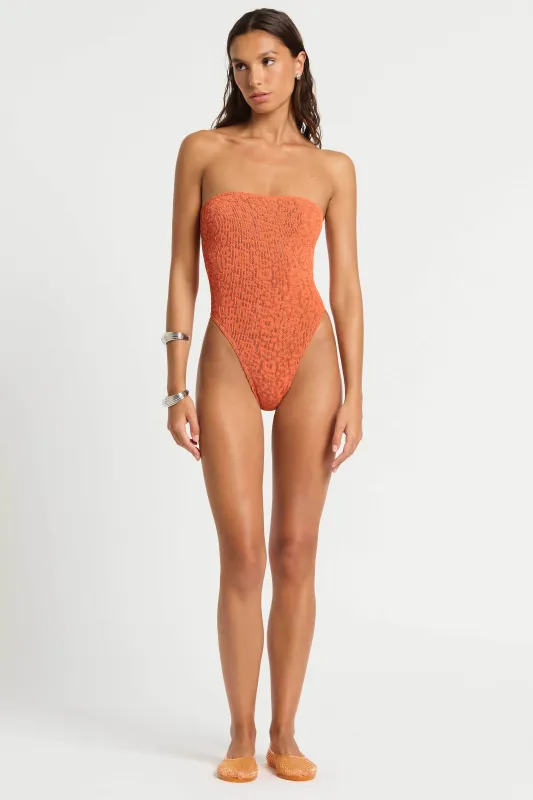 Fane One Piece sold by Bond-Eye