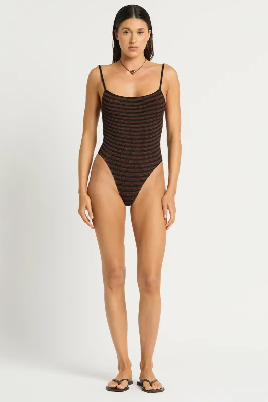 Low Palace One Piece sold by Bond-Eye