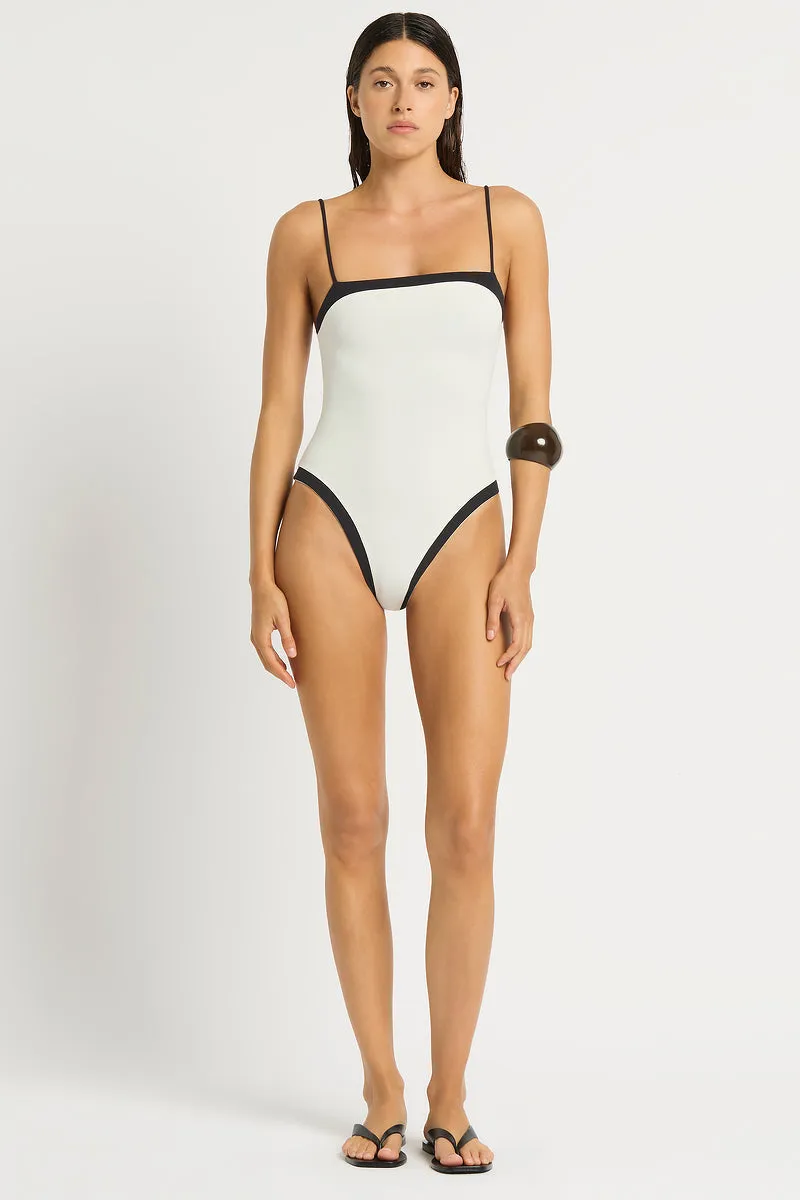 Fosca One Piece sold by Bond-Eye product image thumbnail 2