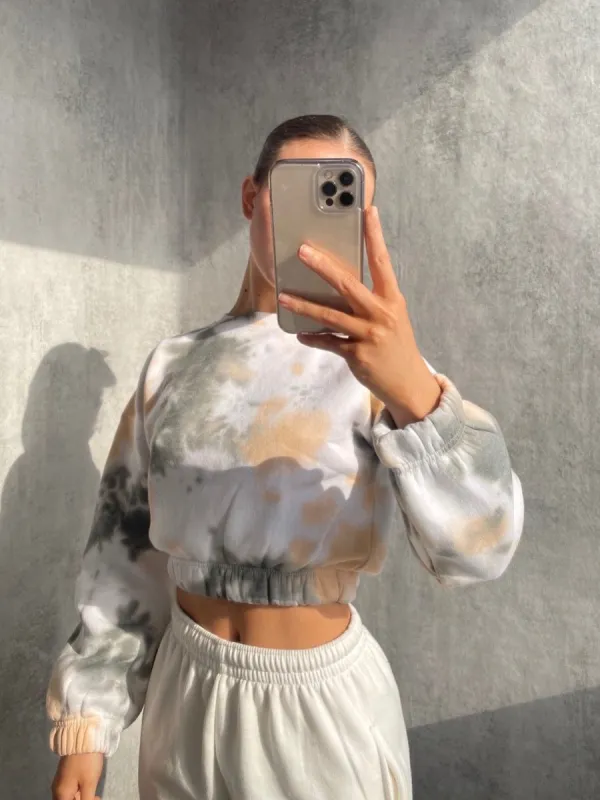 Hannah Tie-Dye Fleece Cropped Sweatshirt In Stone sold by Vivichi