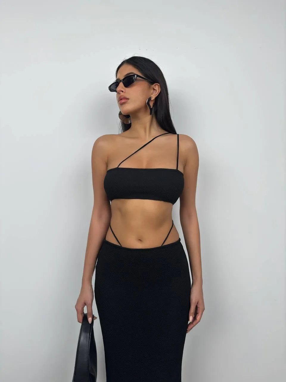 *PRE-ORDER* Tamaya Strapless Textured Crop In Black sold by Vivichi product image thumbnail 2