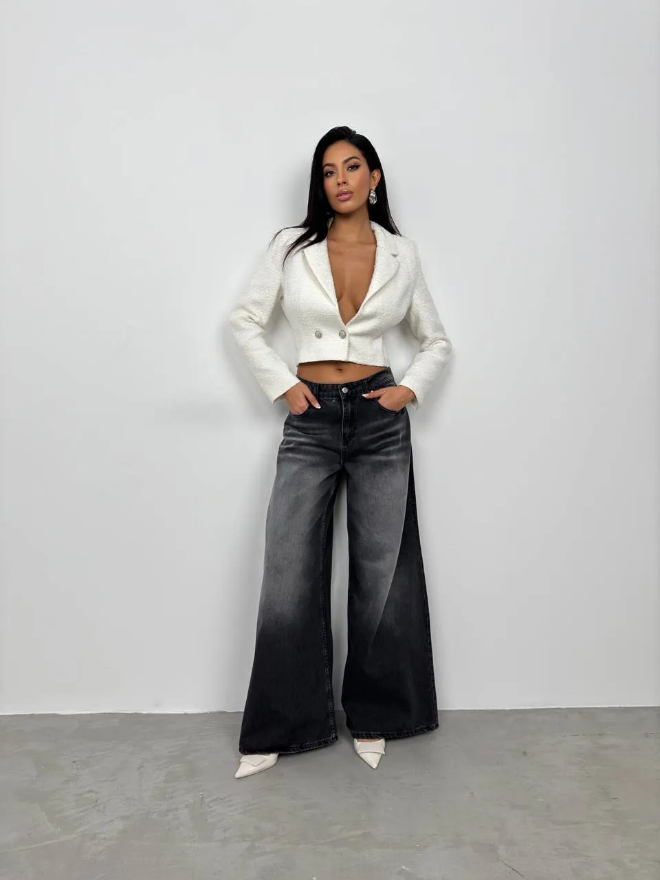 **PRE-ORDER** Mercy Tweed Crop Blazer Jacket In White sold by Vivichi product image thumbnail 5