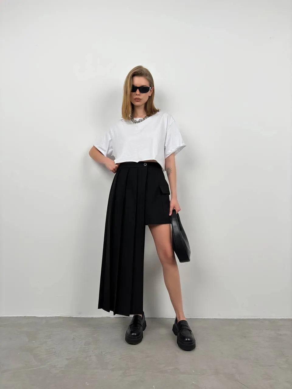 *PRE-ORDER* Olivia Asymmetric Cut Pleated Skirt In Black sold by Vivichi product image thumbnail 3
