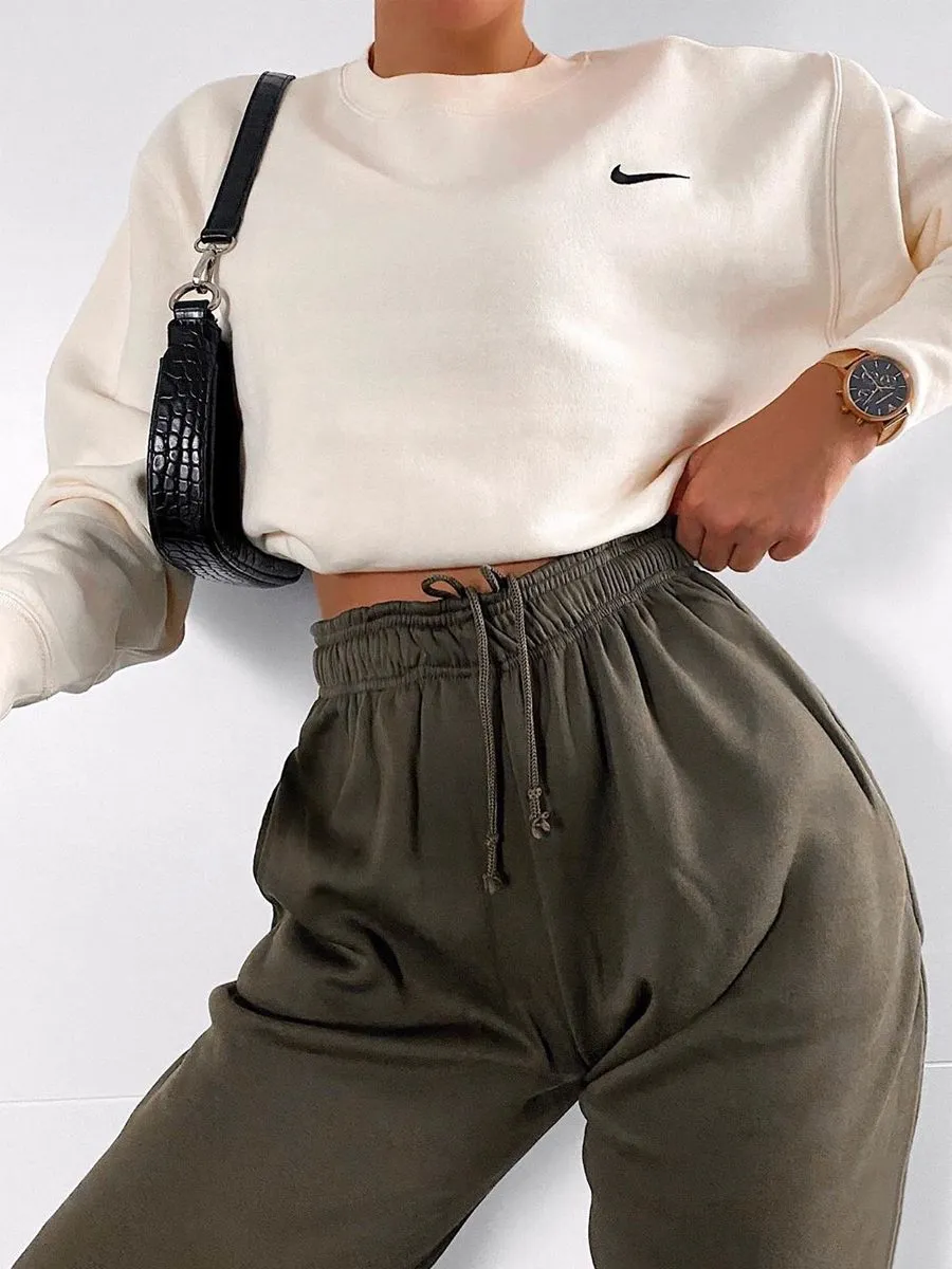 Barbara Oversized Fleece Joggers In Khaki sold by Vivichi product image thumbnail 3