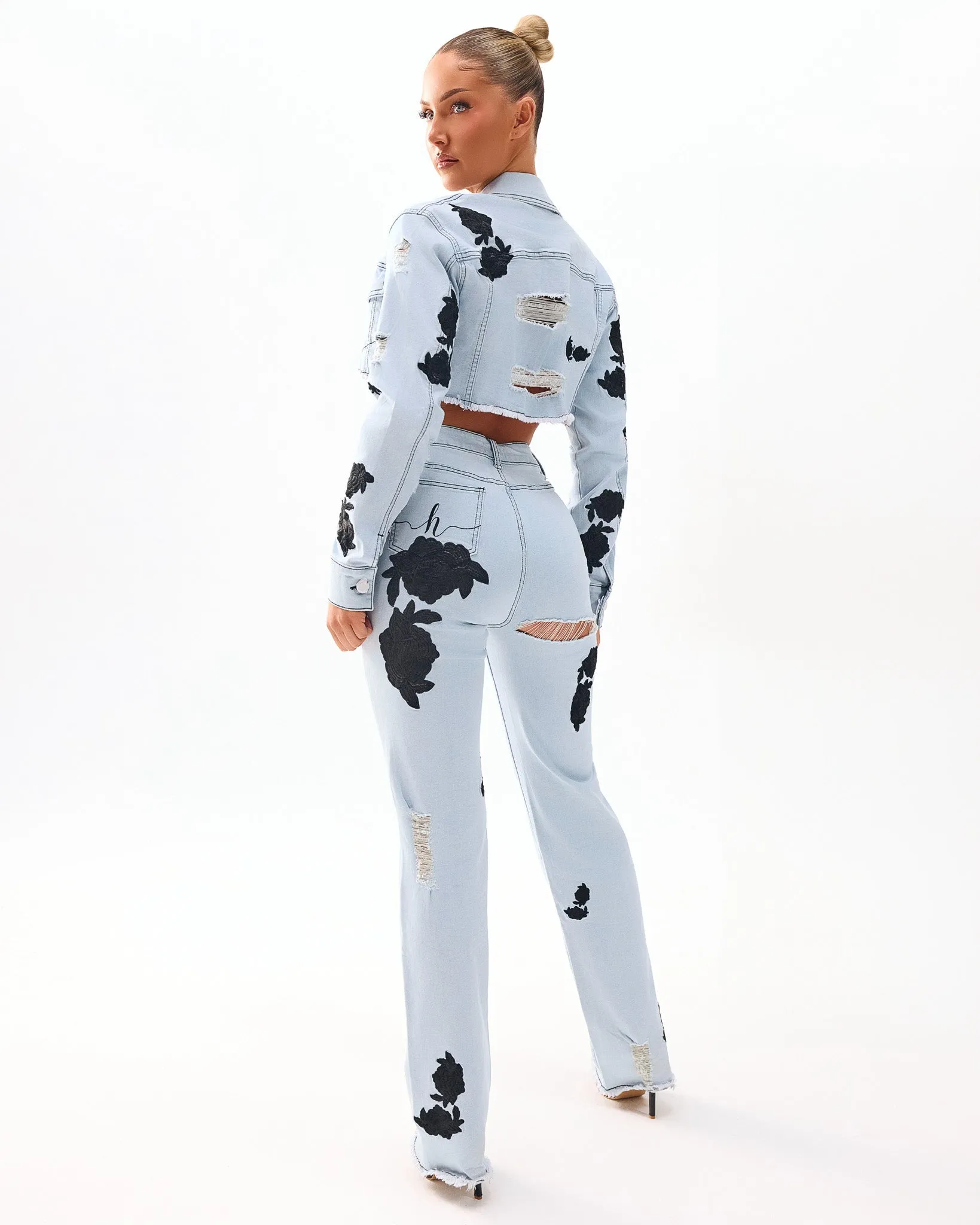 The “Outfit” Set sold by Honeyz product image thumbnail 2