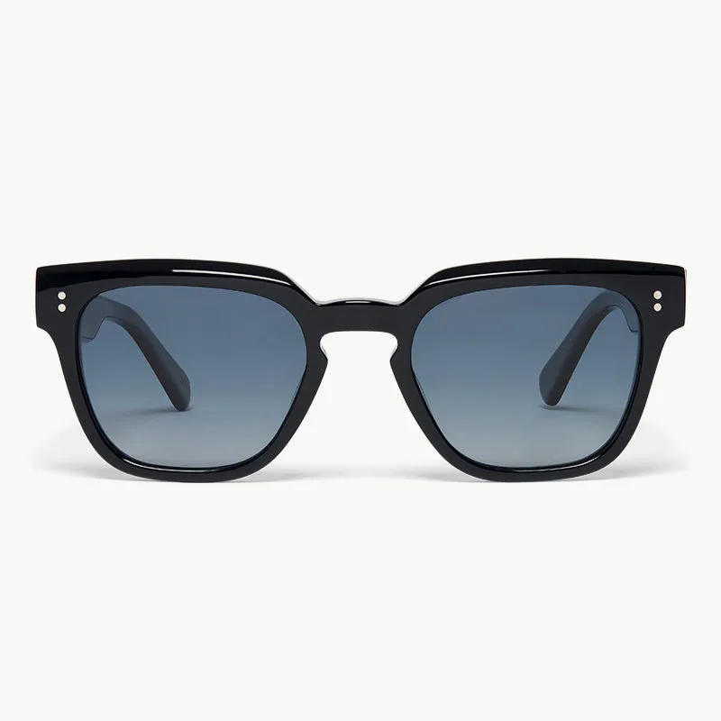 Kyle sold by Ollie Quinn