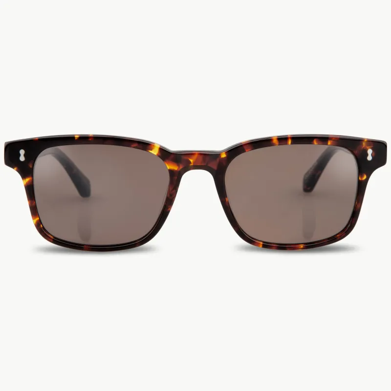 Casper sold by Ollie Quinn