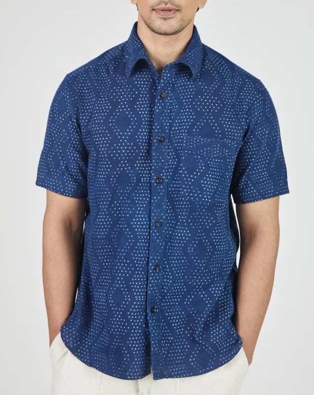 S/S Kabir Standard Shirt w/Saddle Stitch in Dot Block Print Indigo made by The Umber & Ochre