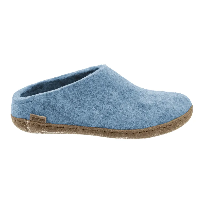 Slip-on with leather sole - Sky made by Glerups